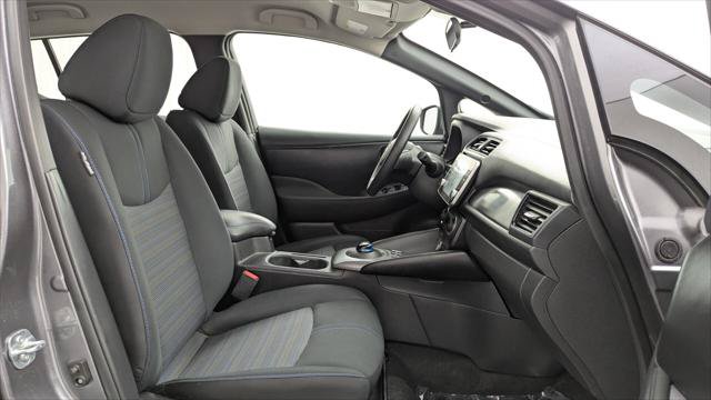 Used 2025 Nissan Leaf S FWD image 22