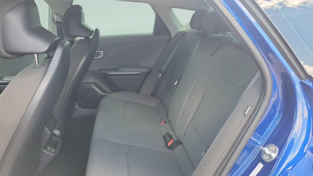 Used 2025 Kia K4 FWD image 10