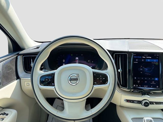 Used 2022 Volvo XC60 B6 Inscription w/ Advanced Package image 17
