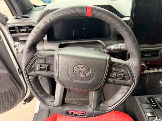 Used 2025 Toyota Tacoma TRD Pro w/ Tow Tech Package image 17