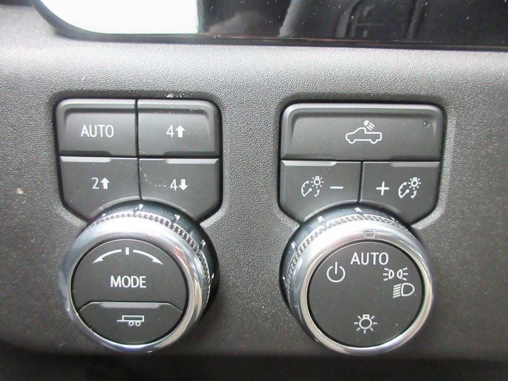 New 2026 GMC Sierra 1500 SLE image 15