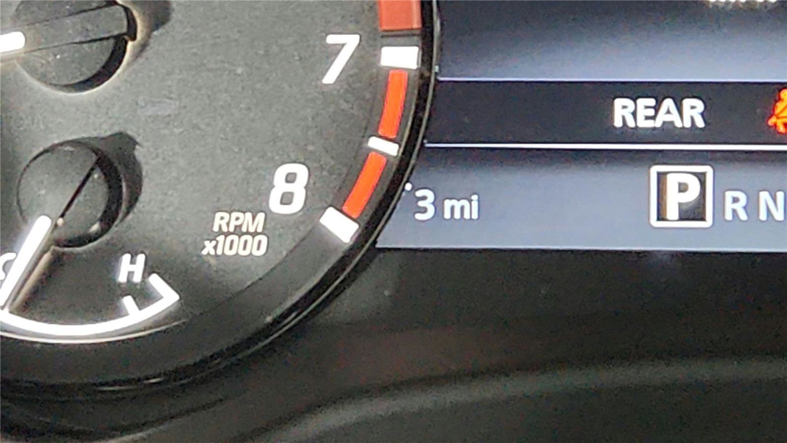 Used 2025 Nissan Frontier PRO-4X image 50