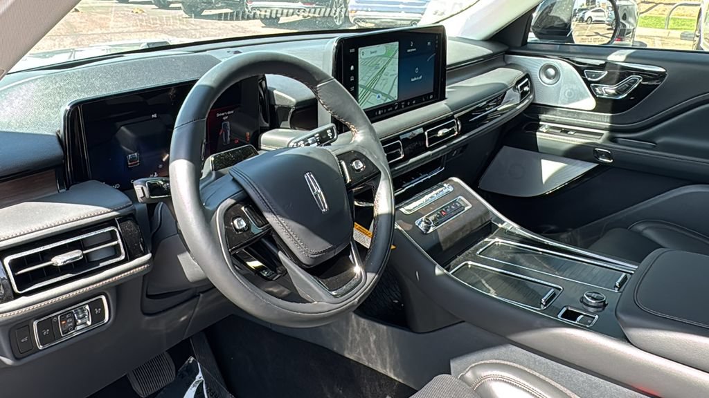 New 2026 Lincoln Aviator Reserve AWD/4WD image 18