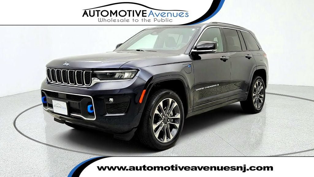 Used 2023 Jeep Grand Cherokee Overland