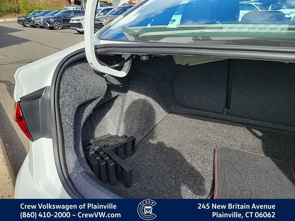 Certified 2021 Volkswagen Jetta GLI Autobahn w/ GLI Autobahn Black Package image 49