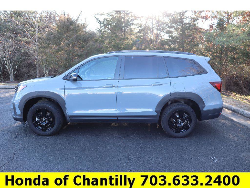 Certified 2022 Honda Pilot TrailSport image 4