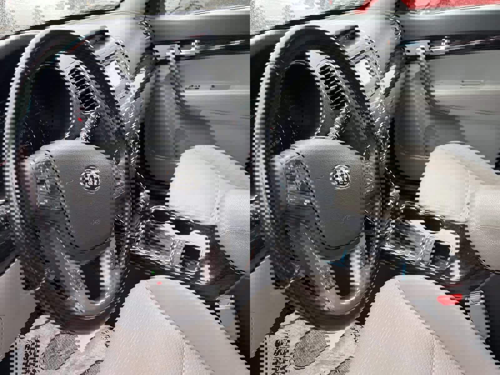 Used 2014 Kia Sorento LX image 30