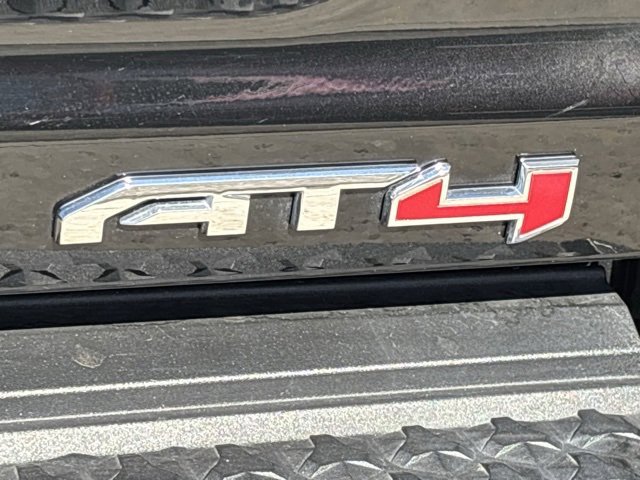 Certified 2023 GMC Canyon AT4 image 4