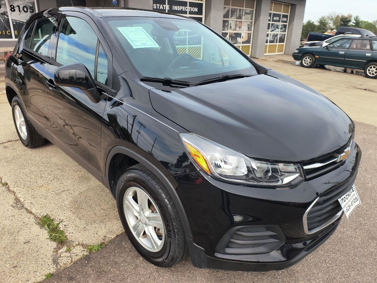 Used 2020 Chevrolet Trax LS AWD/4WD image 22