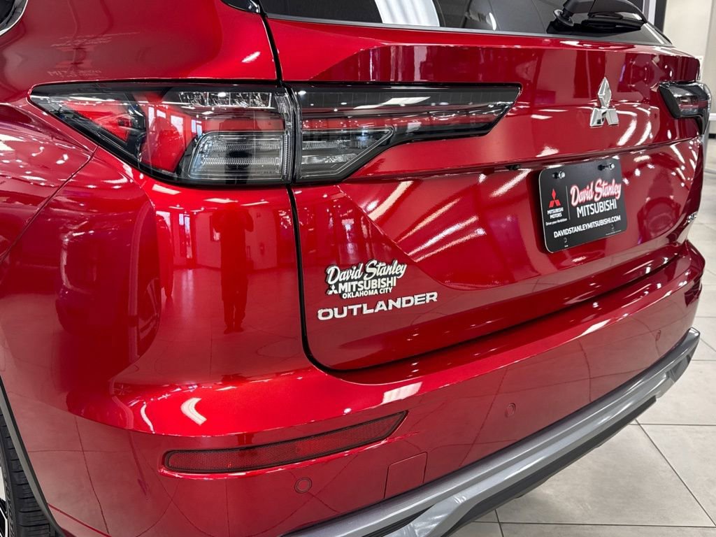 New 2026 Mitsubishi Outlander SEL FWD image 46