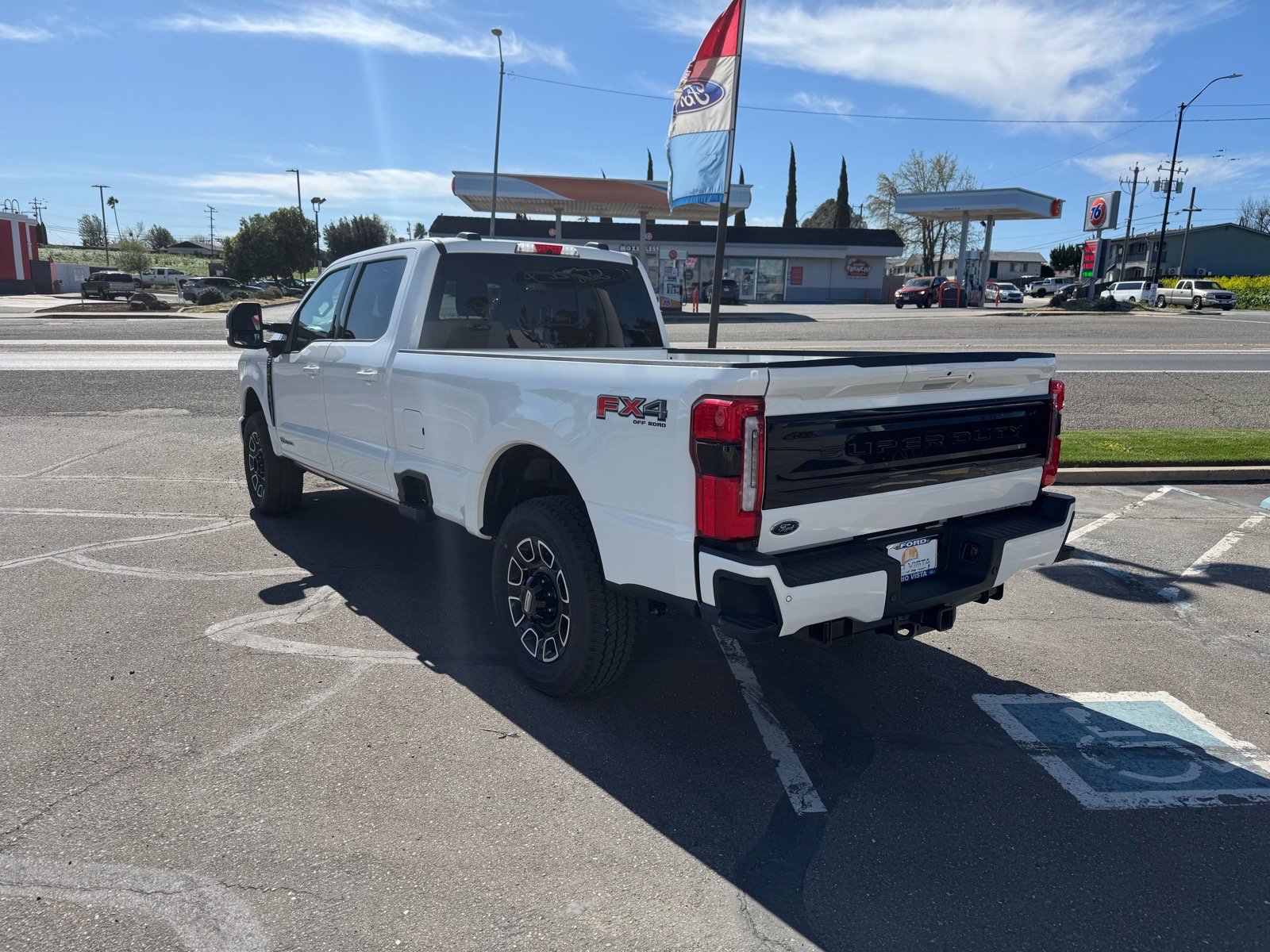 New 2026 Ford F250 Platinum w/ FX4 Off-Road Package image 3