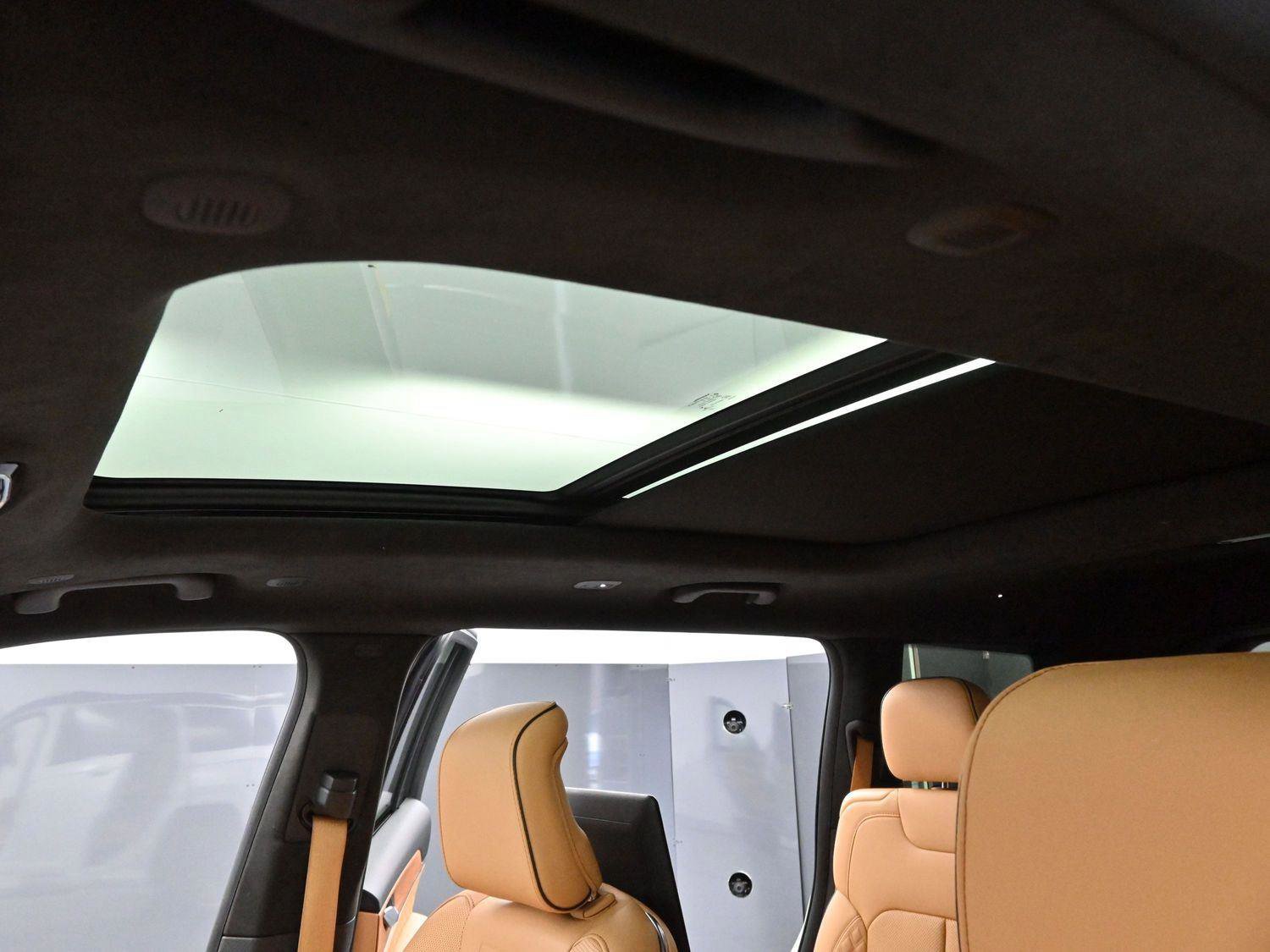 Used 2023 Jeep Grand Cherokee L Summit image 29