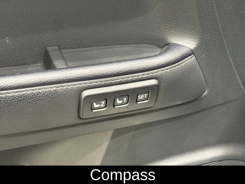 Used 2020 Toyota 4Runner Limited image 17