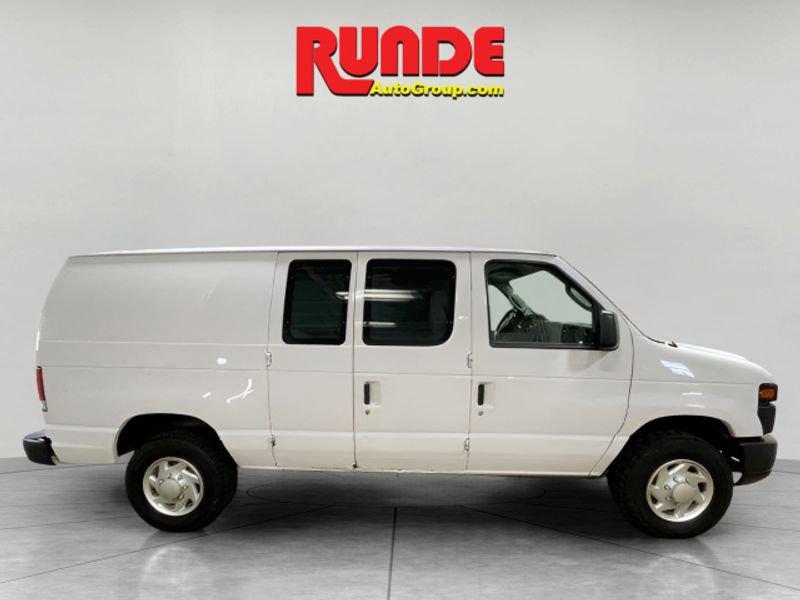 Used 2013 Ford E-250 and Econoline 250 w/ Commercial Cargo Van Pkg RWD image 6