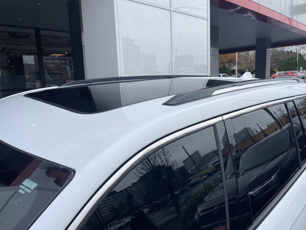 Used 2021 Jeep Grand Cherokee L Overland w/ Advanced Protech Group III image 25