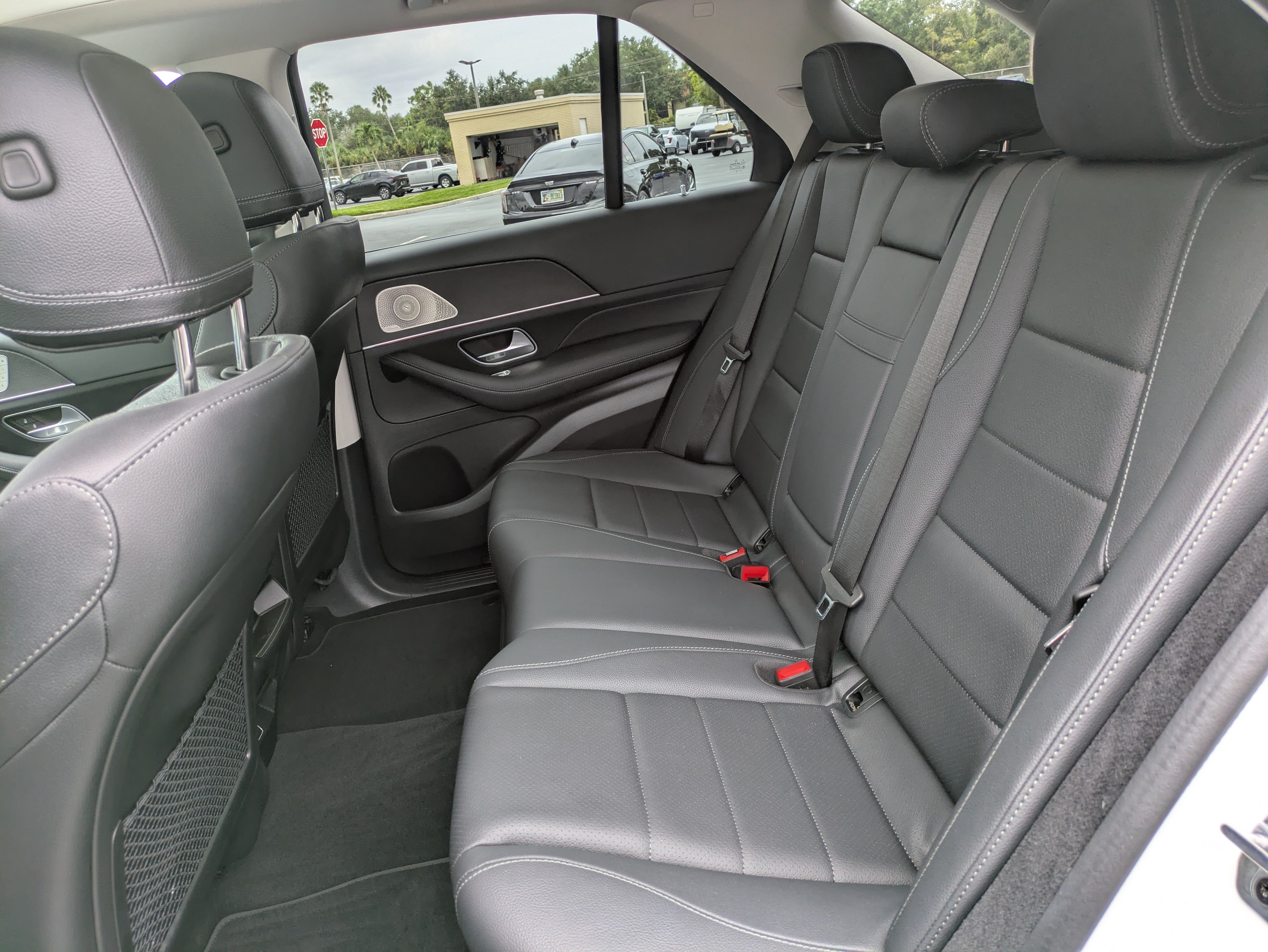 Used 2024 Mercedes-Benz GLE 350 4MATIC image 13