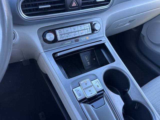 Used 2021 Hyundai Kona Limited image 23