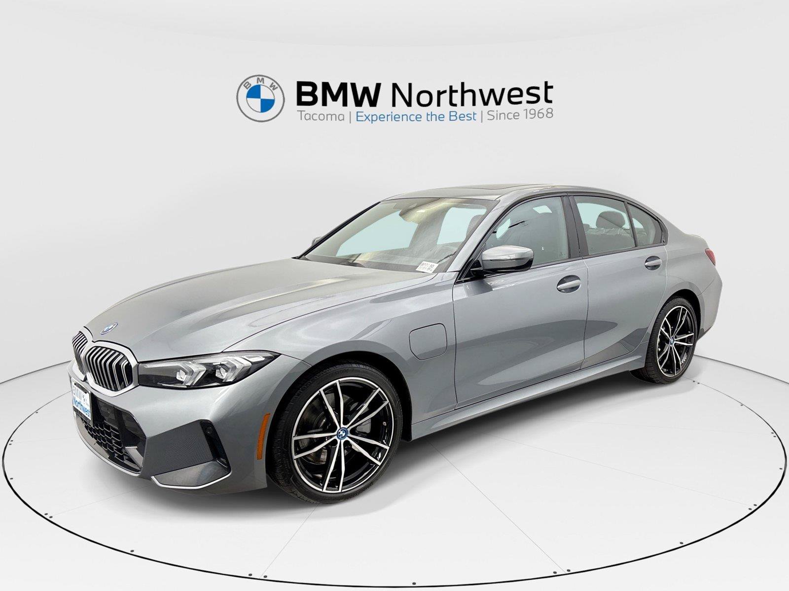 Used 2023 BMW 330e xDrive w/ M Sport Package AWD/4WD image 1