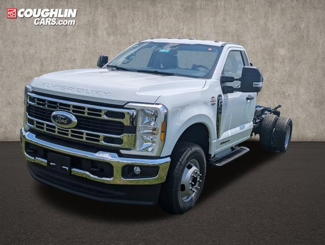 New 2026 Ford F350 XL w/ XL Chrome Package AWD/4WD image 3