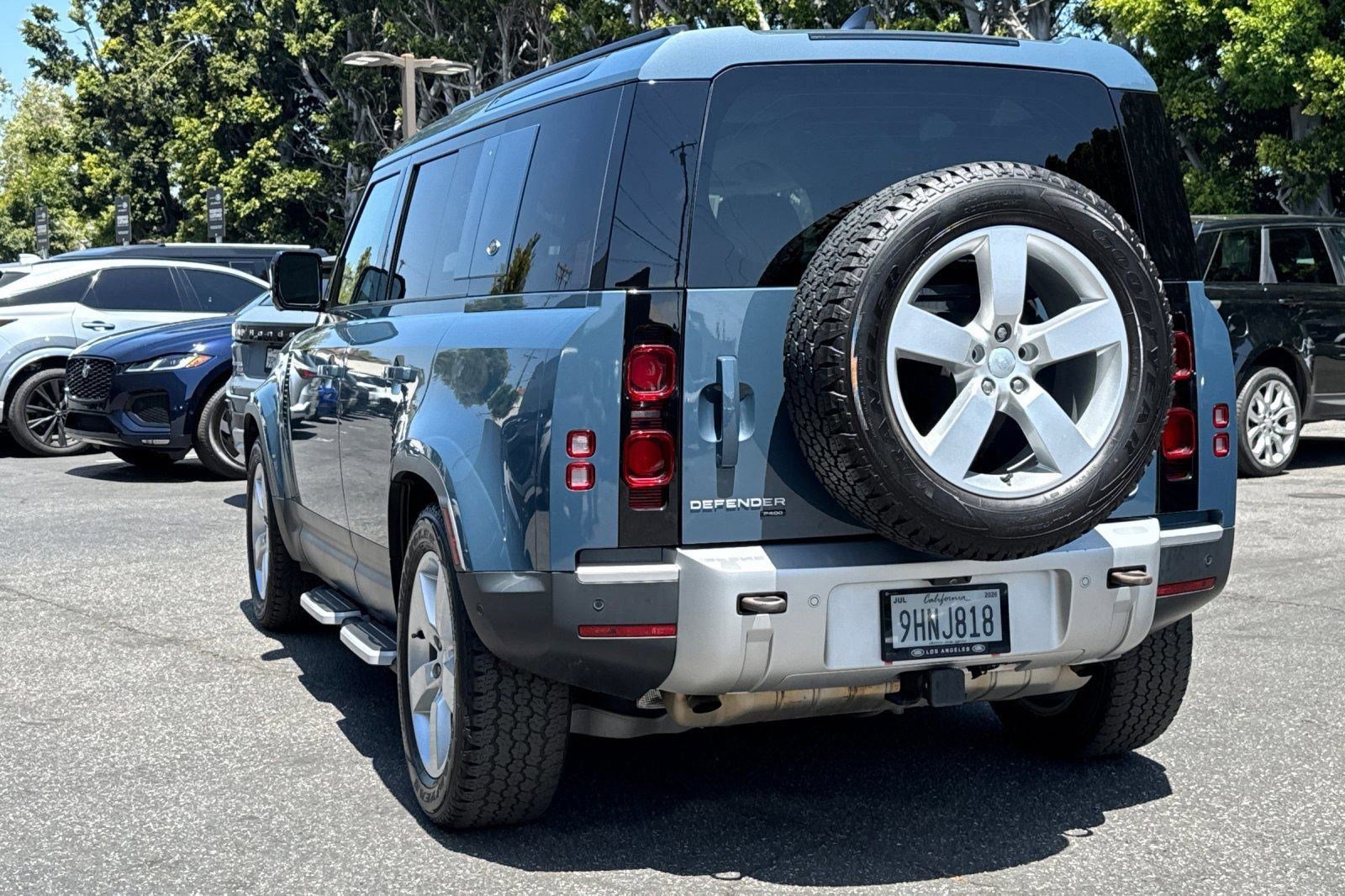 Used 2023 Land Rover Defender 110 SE AWD/4WD image 3