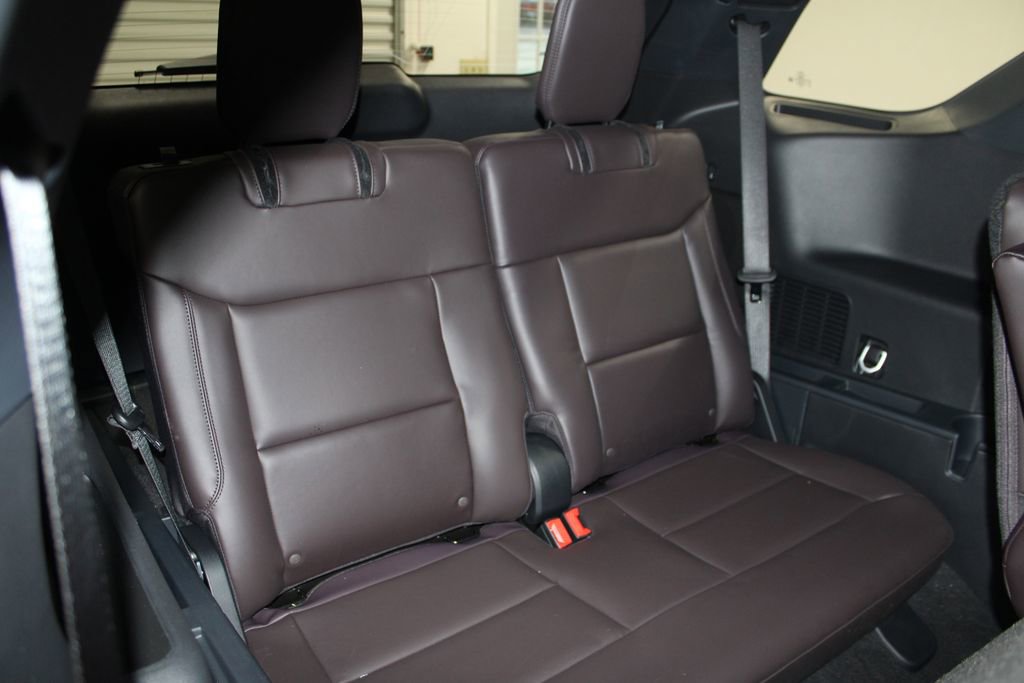New 2026 Ford Explorer Platinum w/ LUX Leather Package image 32