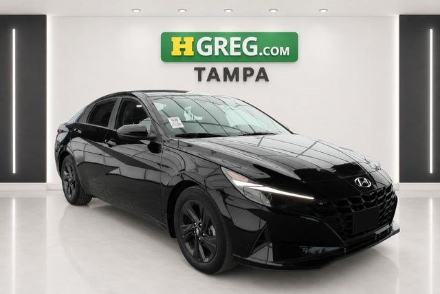 Used 2023 Hyundai Elantra SEL FWD image 4