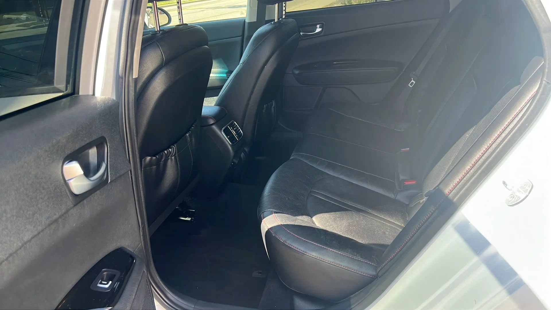 Used 2017 Kia Optima SX image 26