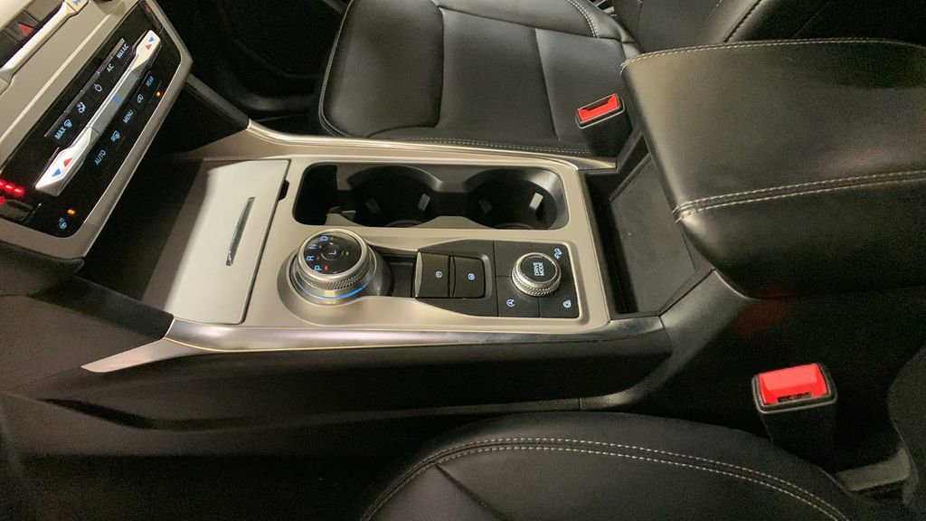 Used 2023 Ford Explorer XLT w/ Equipment Group 202A image 43