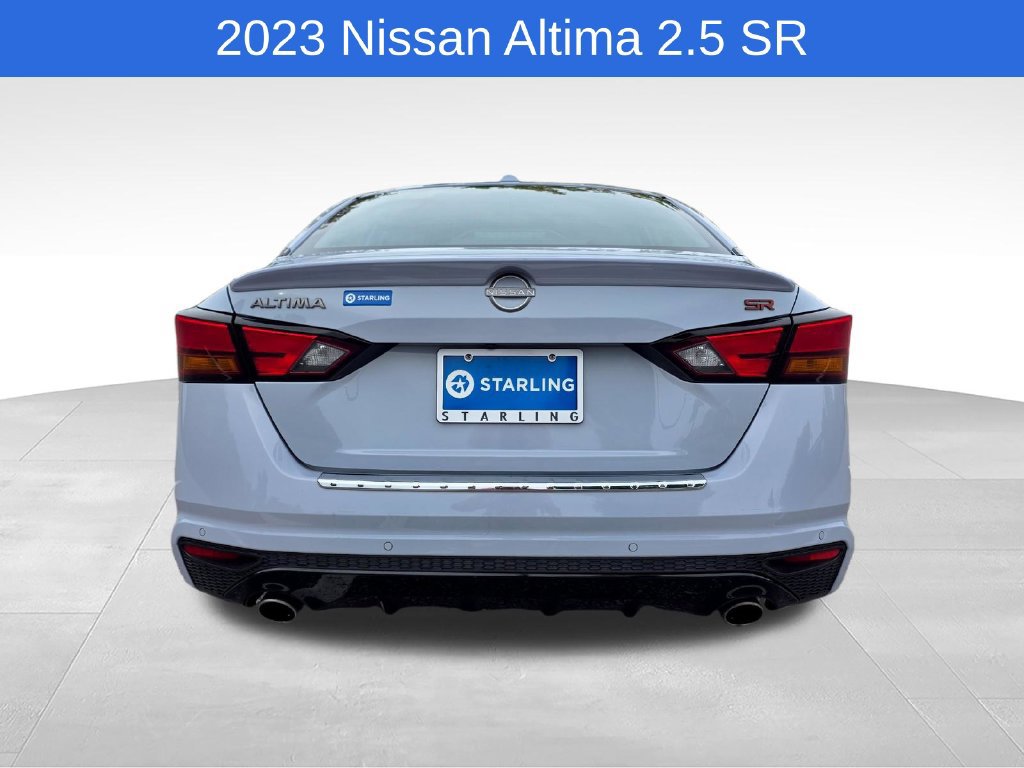 Used 2023 Nissan Altima 2.5 SR w/ SR Premium Package FWD image 8