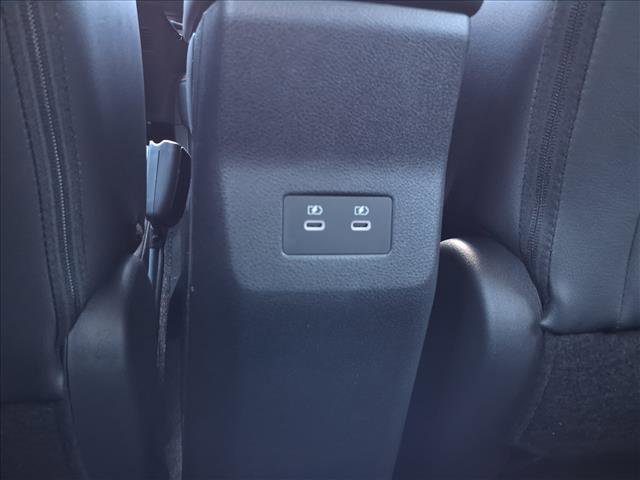 New 2026 Nissan Kicks SR image 24