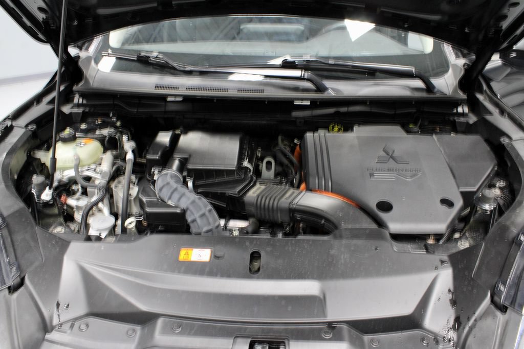 Used 2023 Mitsubishi Outlander SE AWD/4WD image 18