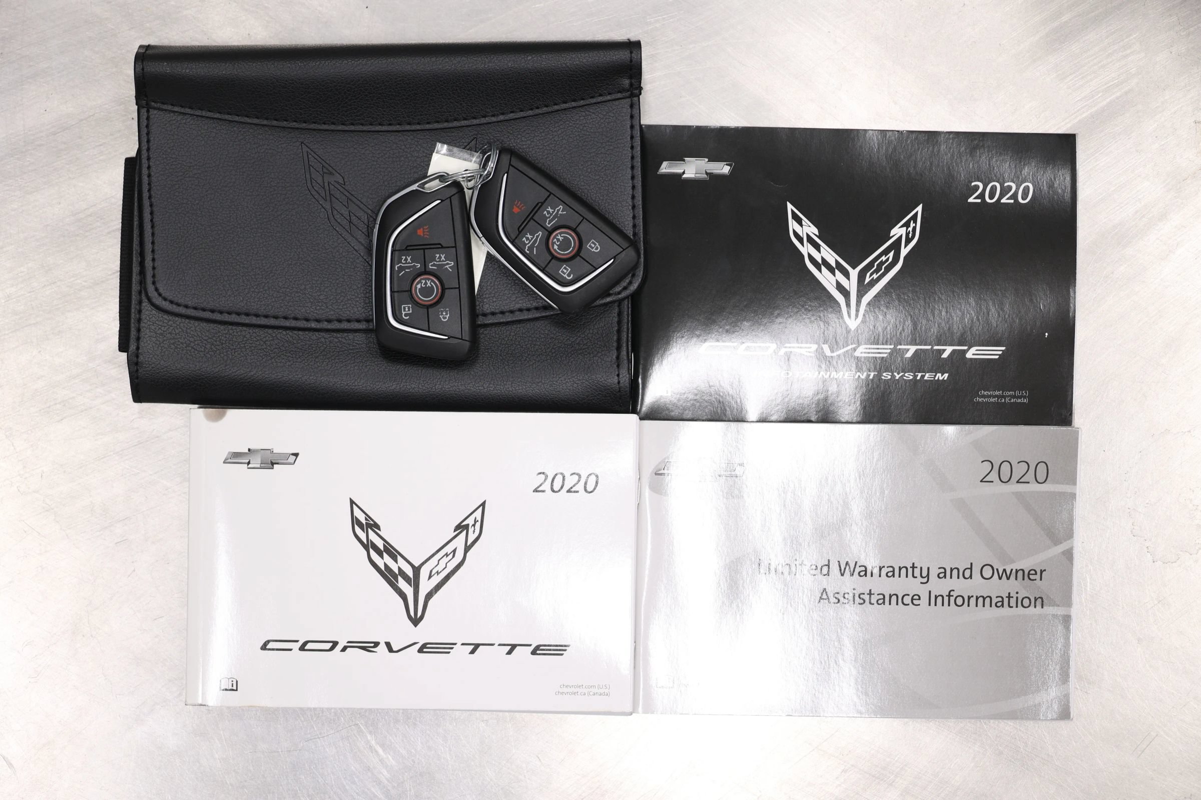 Used 2020 Chevrolet Corvette Stingray Preferred Cpe w/ 2LT Preferred Equipment Group RWD image 5