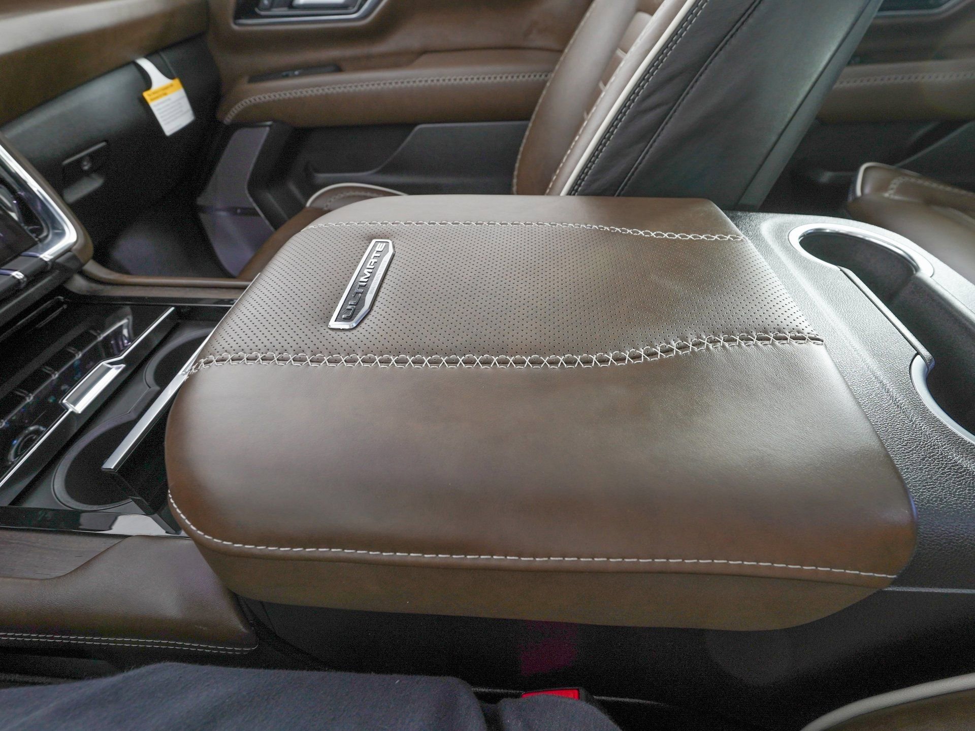 Used 2026 GMC Yukon XL Denali Ultimate image 32