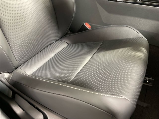 New 2026 Toyota Prius XLE image 25