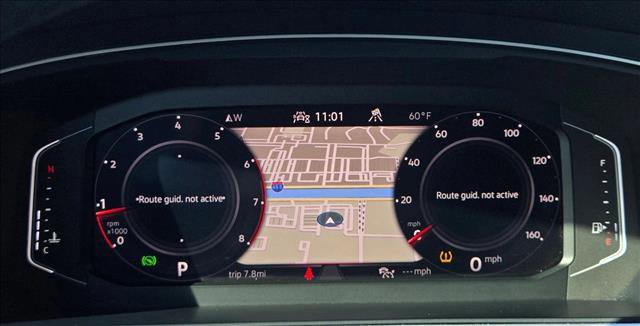 Used 2024 Volkswagen Tiguan SEL R-Line image 10