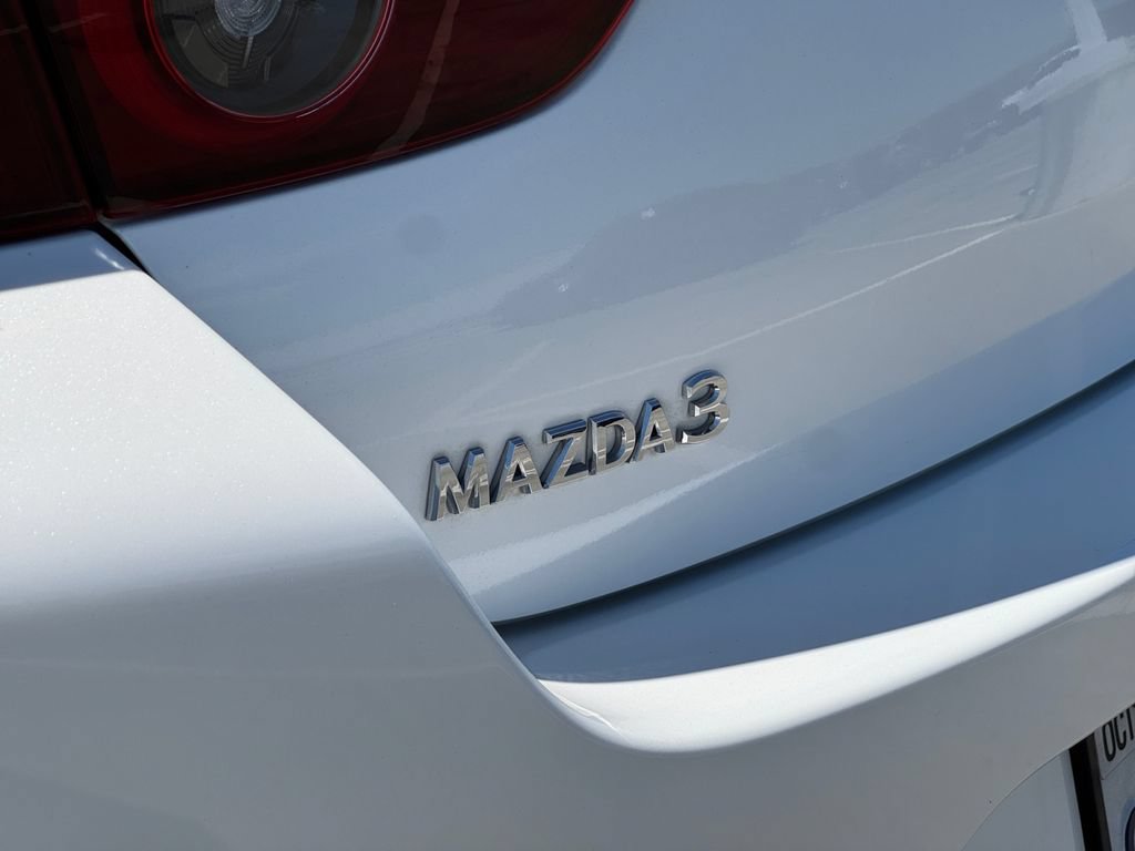 Used 2022 MAZDA MAZDA3 s FWD image 23