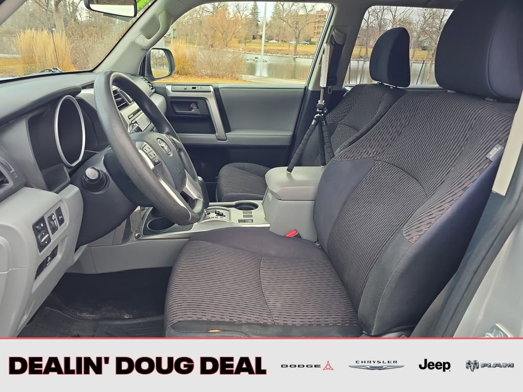 Used 2013 Toyota 4Runner SR5 image 10