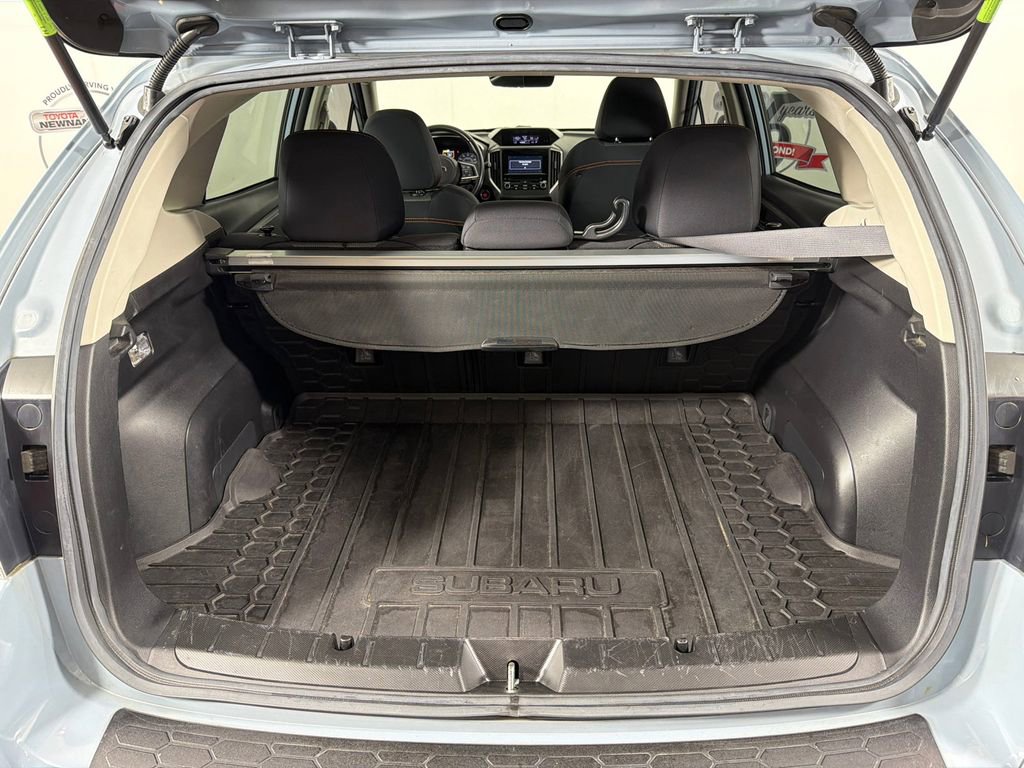 Used 2020 Subaru Crosstrek 2.0i Premium w/ Moonroof Package 2 AWD/4WD image 19