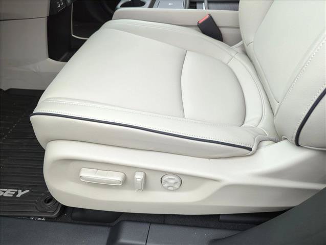 New 2027 Honda Odyssey Touring image 4