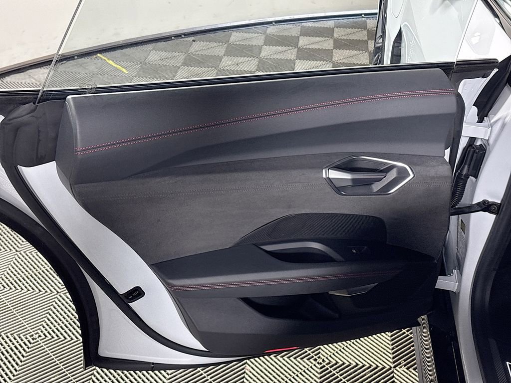 Used 2022 Audi RS e-tron GT AWD/4WD image 20