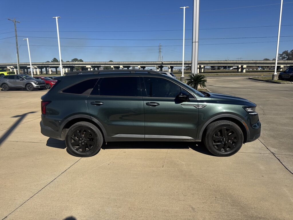 Used 2022 Kia Sorento S image 12