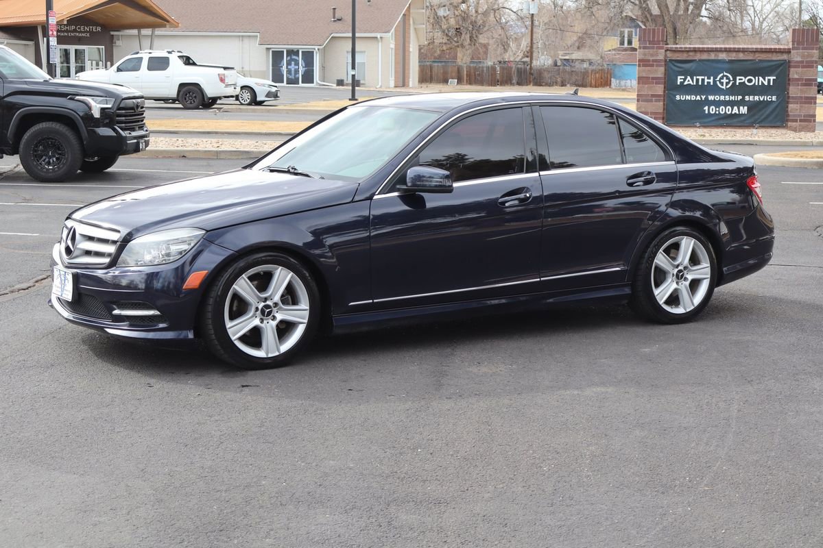 Used 2011 Mercedes-Benz C 300 4MATIC Sedan image 10
