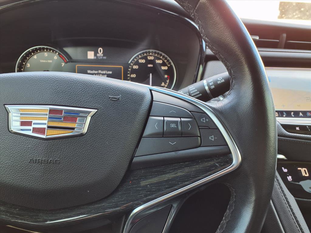 Used 2023 Cadillac XT5 Premium Luxury image 16
