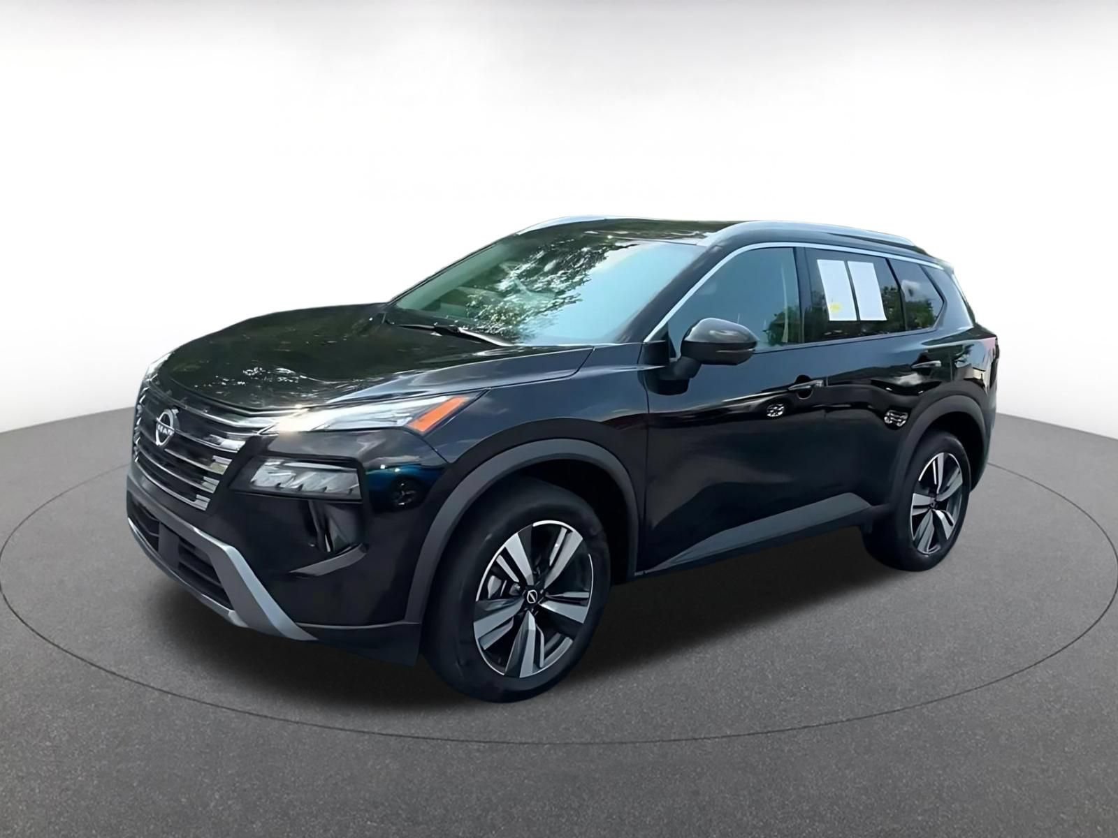 Used 2026 Nissan Rogue SL FWD image 7