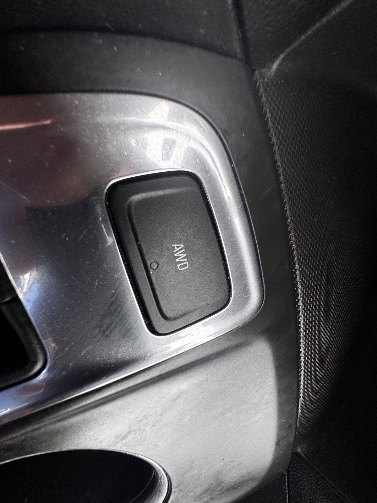Certified 2019 Chevrolet Equinox LT w/ Sun & Navigation Package AWD/4WD image 32