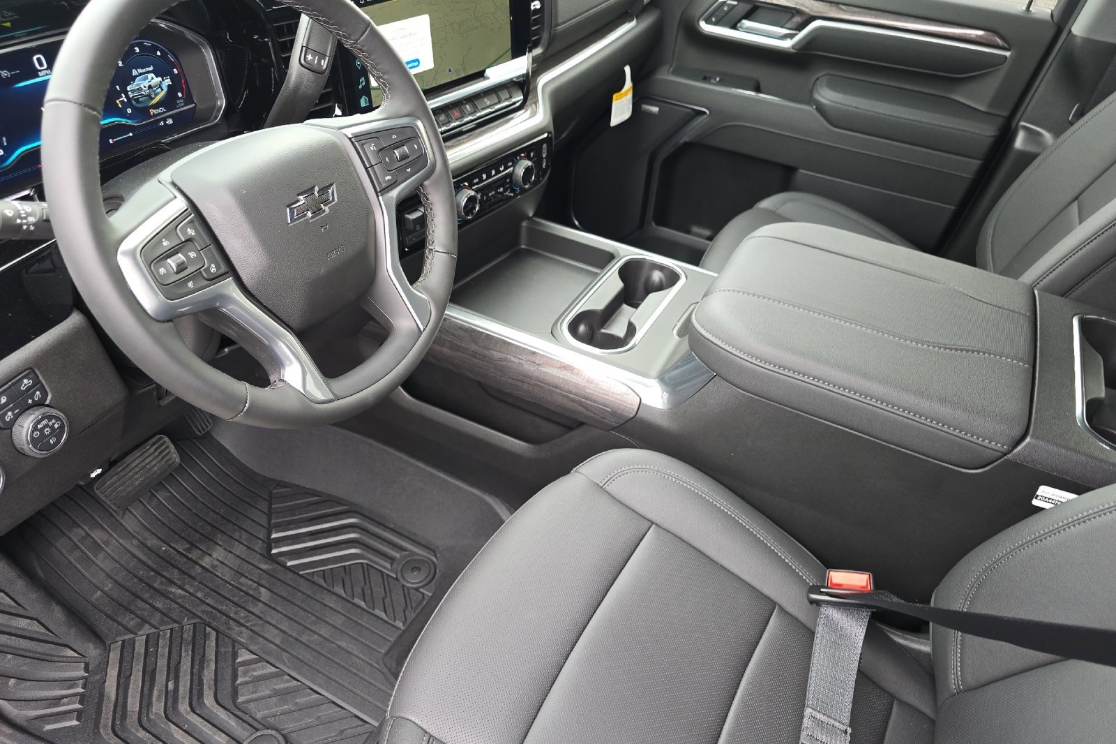 New 2025 Chevrolet Silverado 2500 LTZ w/ Trail Boss Package image 9