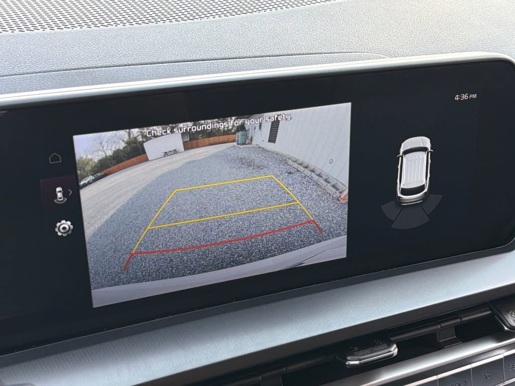 Used 2024 Kia Telluride LX image 9