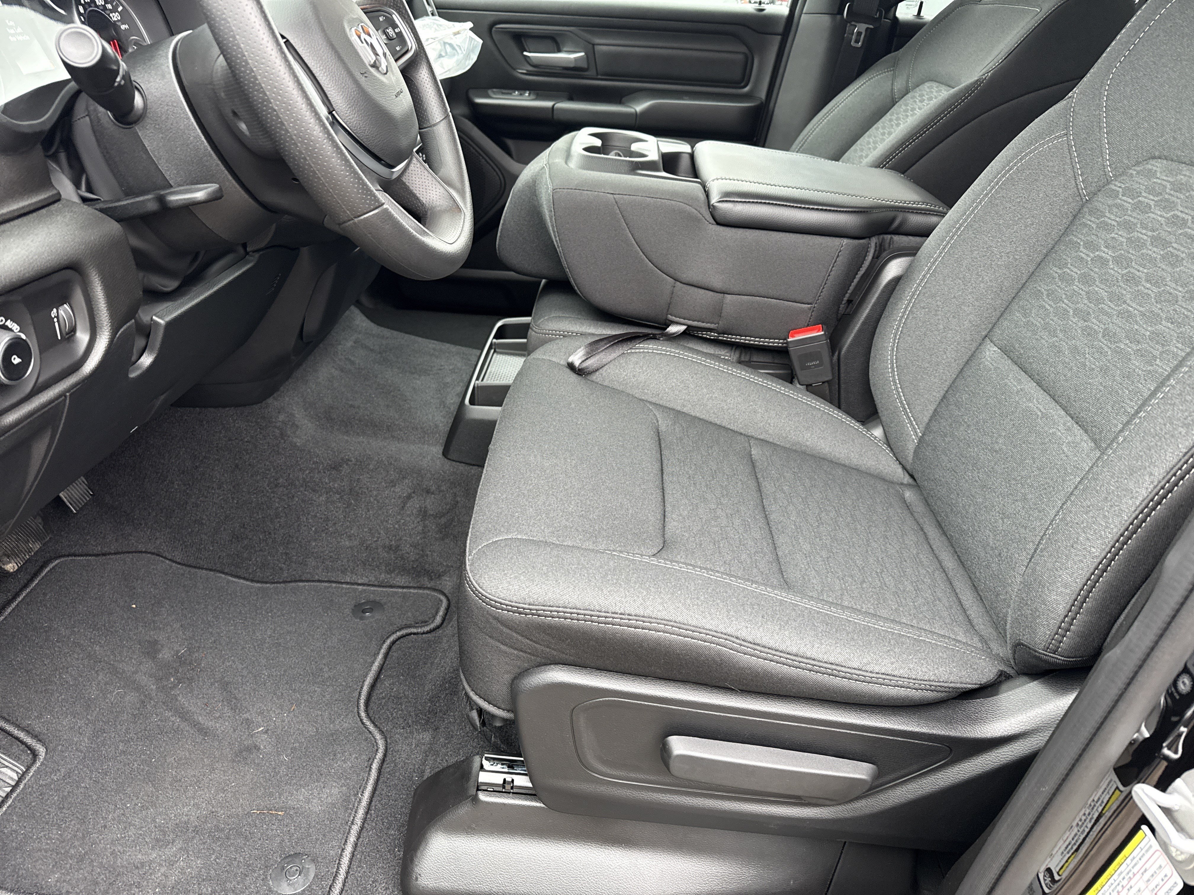 New 2026 RAM 1500 Tradesman AWD/4WD image 9