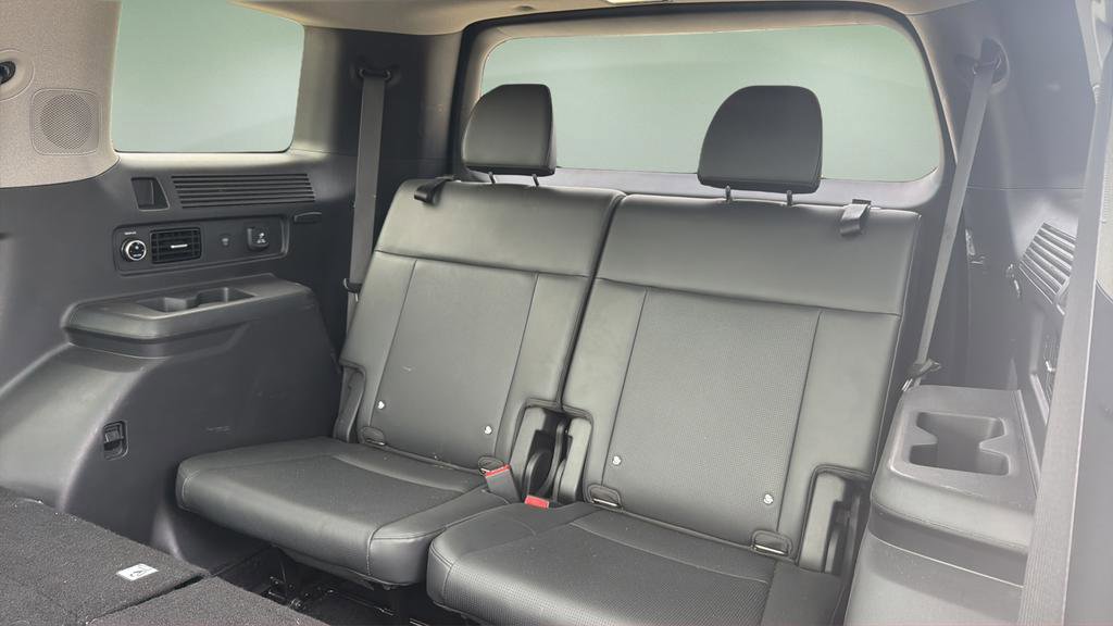 Used 2025 Hyundai Santa Fe Limited image 17