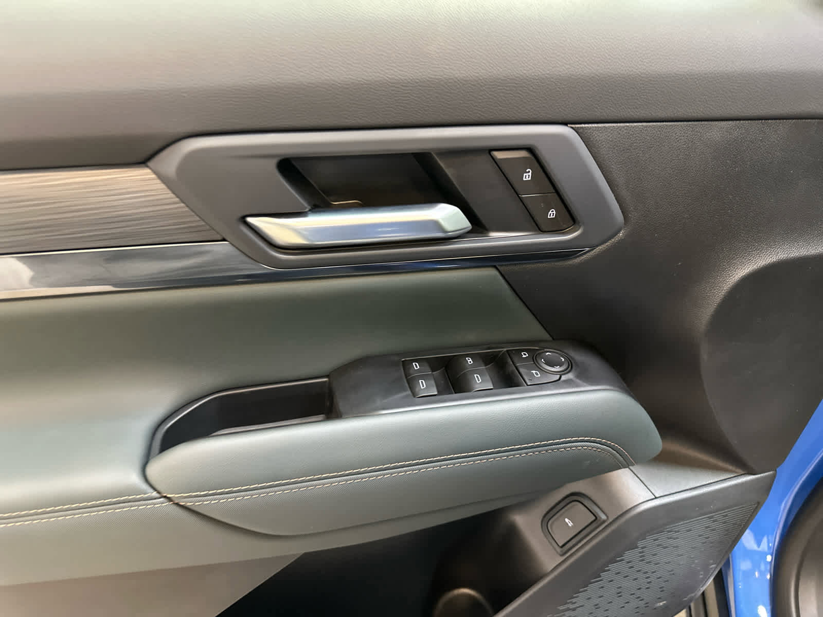 New 2026 GMC Terrain AT4 image 11